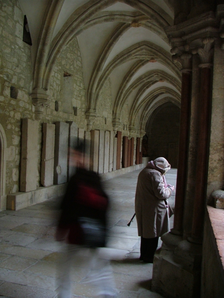 austria-heiligenikreuz_monastry_ghost